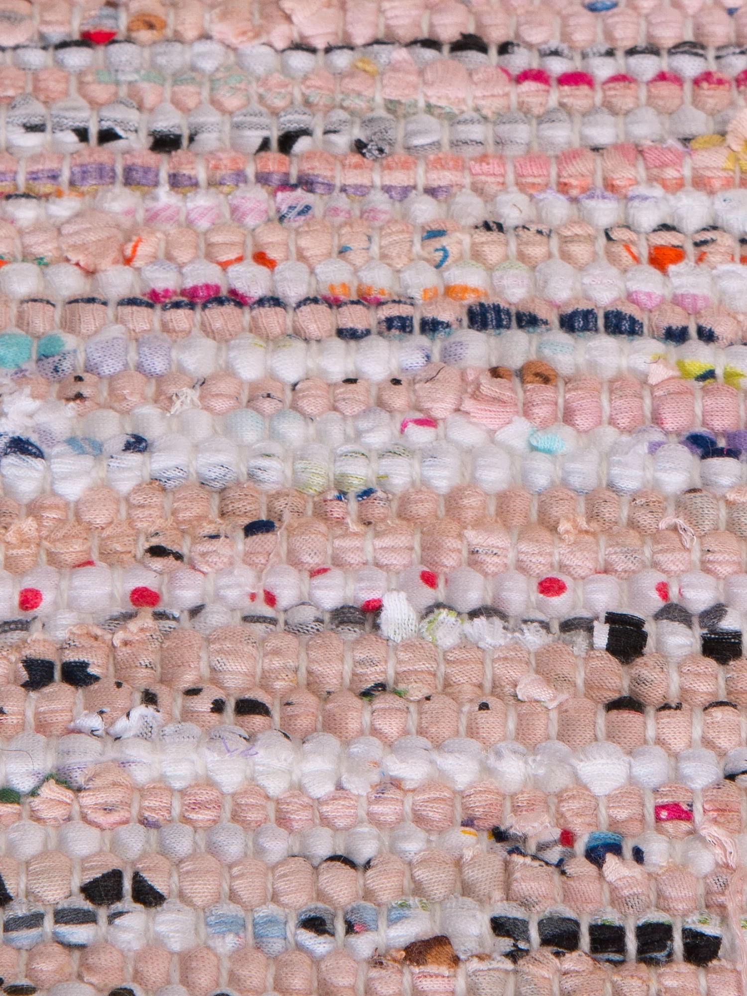 Fleckerl-Teppich, Rose 6 Fleckerl-Teppich, Rose – Bild 4