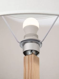 Standleuchte, Natural/White -Teppichwelt Verkauf NordicTouch Standleuchte Weiss G36 43x43x160 lup1